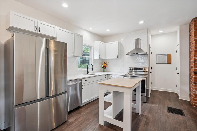 704 35th St, Des Moines, IA 50312 - photo 13