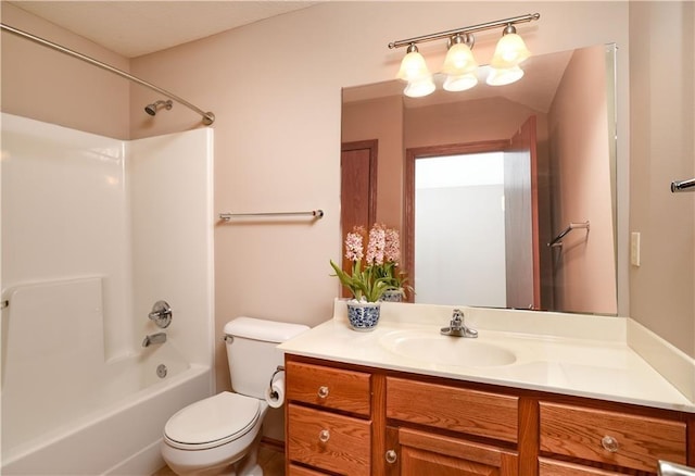 1699 Glade Dr SW, Altoona, IA 50009 - full bathroom featuring vanity and bathtub / shower combination