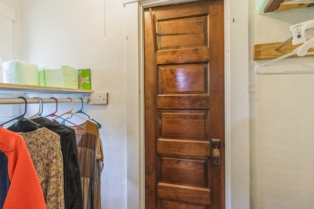 105 N St, Guthrie Center, IA 50115 - view of closet