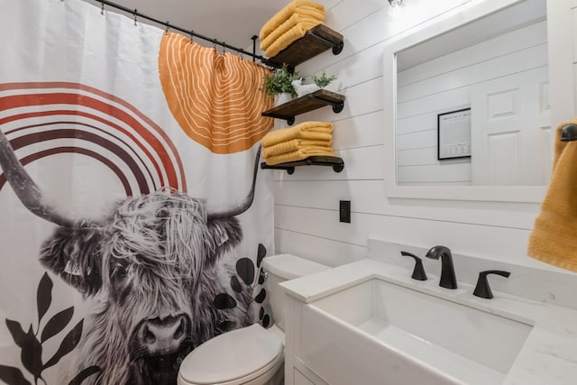 310 SE 3rd St, Panora, IA 50216 - full bathroom featuring vanity and a shower with shower curtain