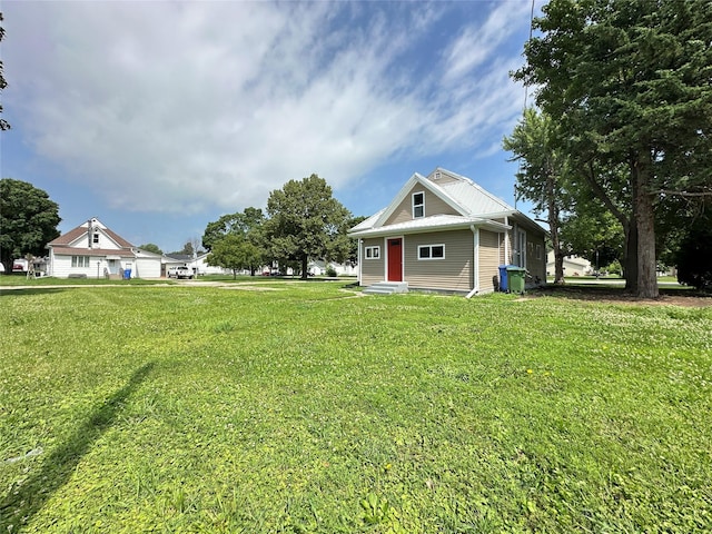 507 W Lincoln Way, Jefferson, IA 50129 - view of grassy yard
