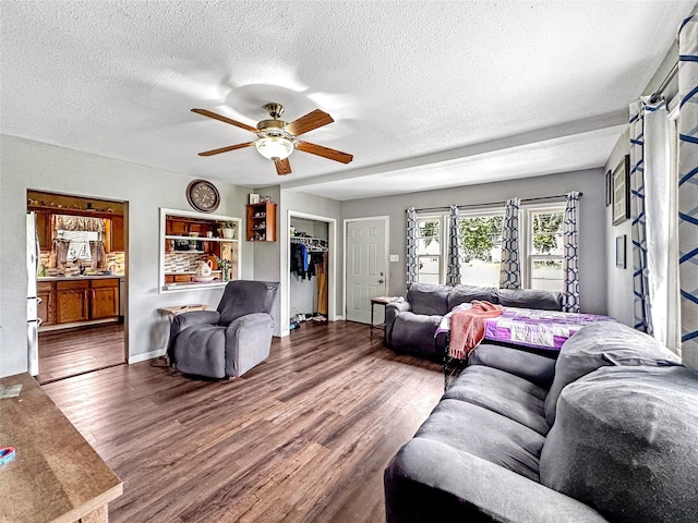 1106 Gratis Ave, Des Moines, IA 50315 - photo 3