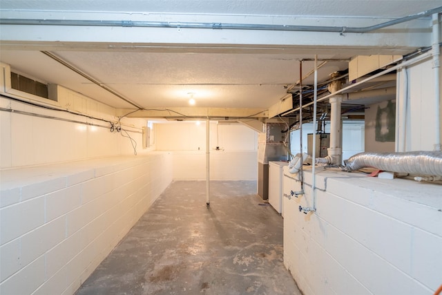 1115 E Herold Ave, Des Moines, IA 50315 - unfinished basement featuring electric panel and concrete block wall