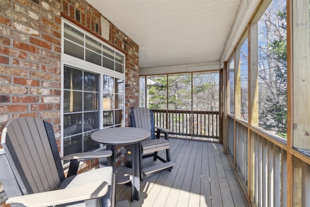 2547 Patricia Dr, Urbandale, IA 50322 - view of sunroom / solarium