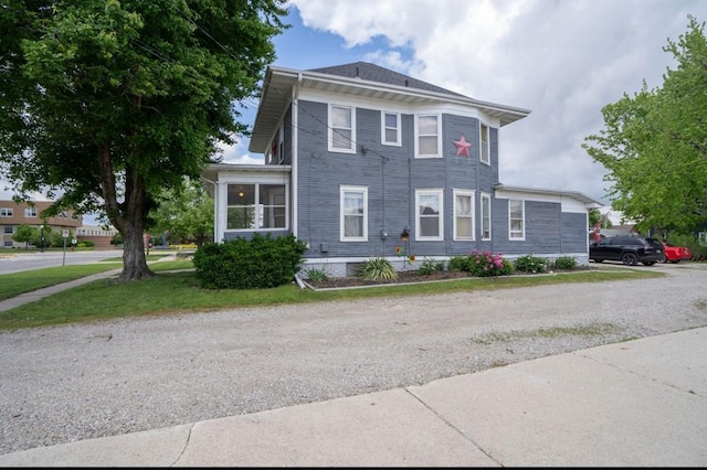 314 E 3rd St N, Newton, IA 50208 - view of front facade