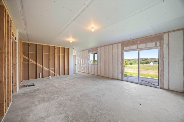 305 S Valley View Dr, Norwalk, IA 50211 - view of empty room