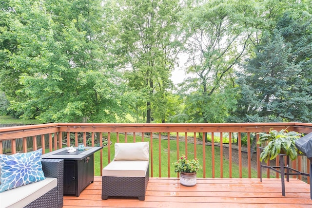 530 N 9th St, Carlisle, IA 50047 - wooden deck with a lawn