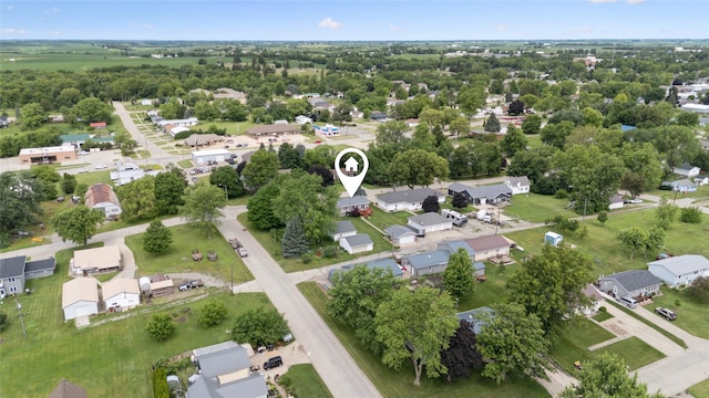 206 Main St, Grinnell, IA 50112 - aerial overview of property's location featuring nearby suburban area