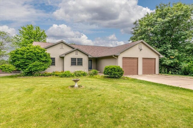 2706 W 15th St S, Newton, IA 50208