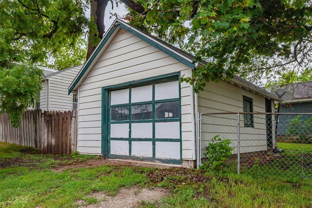 417 S 2nd St, Winterset, IA 50273 - photo 22