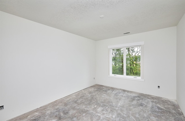 14417 Catalpa Dr, Urbandale, IA 50323 - photo 22