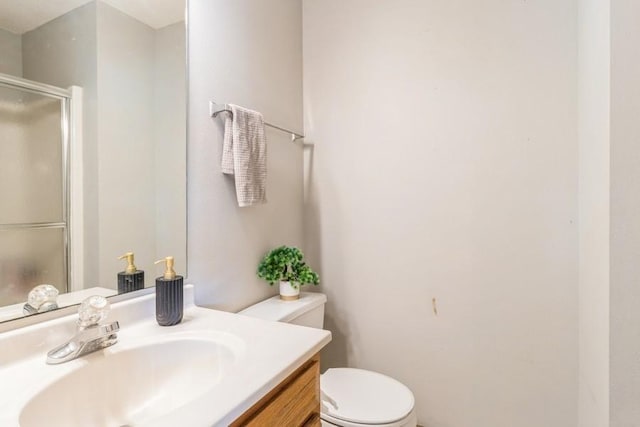 4965 Raintree Dr, West Des Moines, IA 50265 - full bath with an enclosed shower and vanity