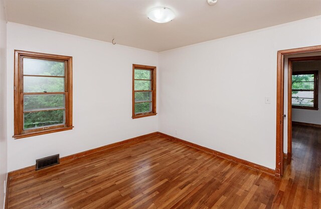 3020 30th St, Des Moines, IA 50310 - photo 21