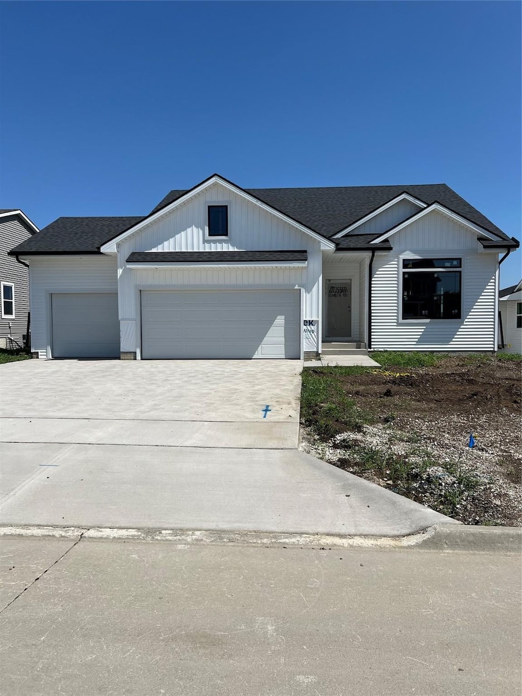 154 Crossroads Dr, Des Moines, IA 50320 - photo 1