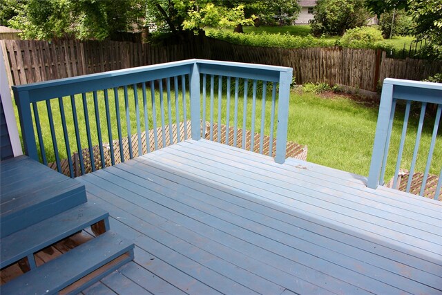 4015 Marigold Dr, Ames, IA 50014 - wooden terrace featuring a fenced backyard