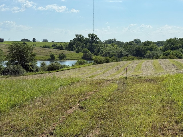398 Lake Dr, Melrose, IA 52569