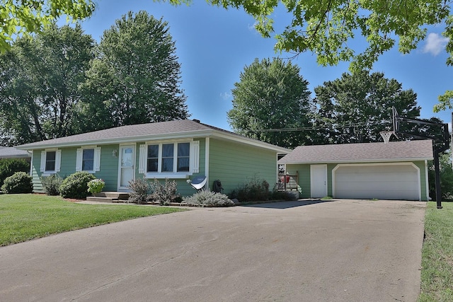 203 W Pleasant St, Monroe, IA 50170 - photo 1