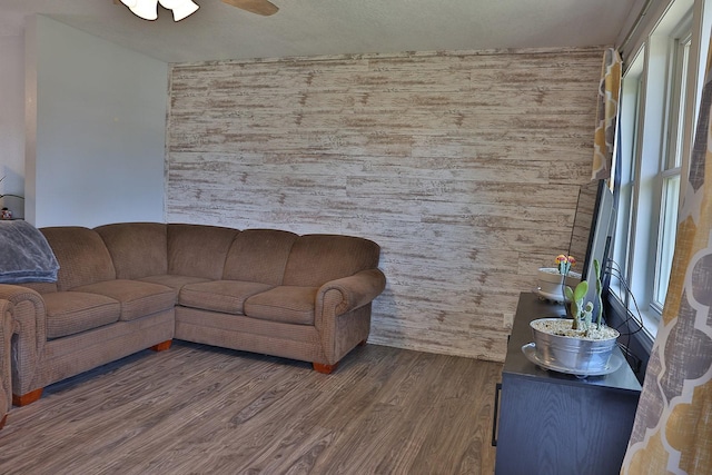203 W Pleasant St, Monroe, IA 50170 - photo 6