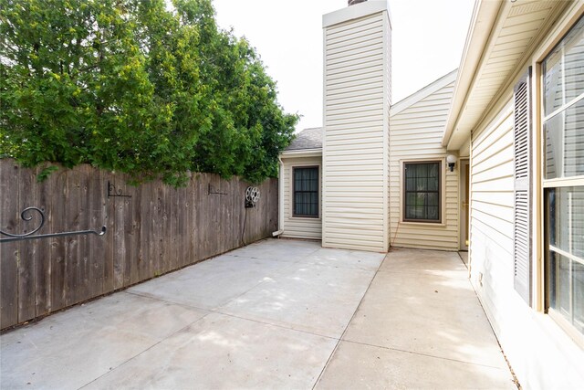 8704 Ginger Ln, Urbandale, IA 50322 - photo 3