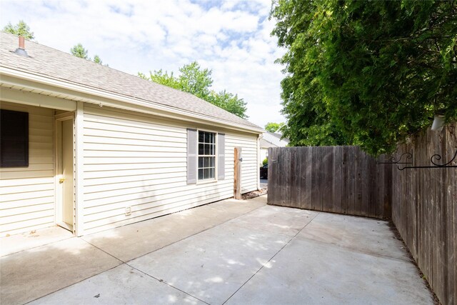 8704 Ginger Ln, Urbandale, IA 50322 - photo 4