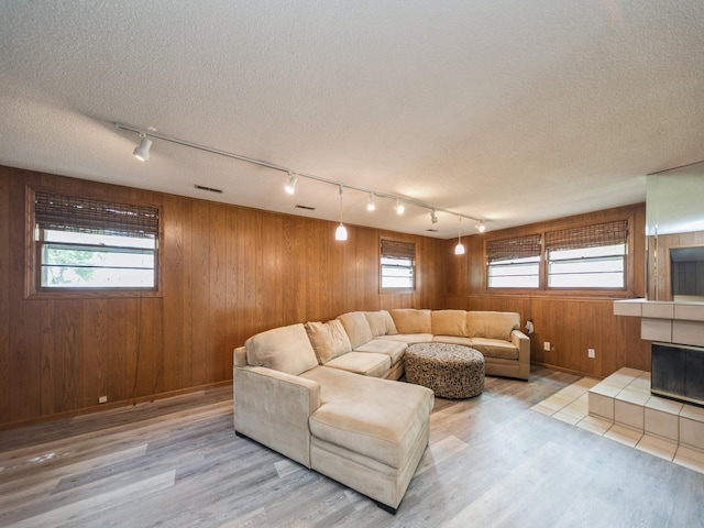 4100 73rd St, Urbandale, IA 50322 - photo 15