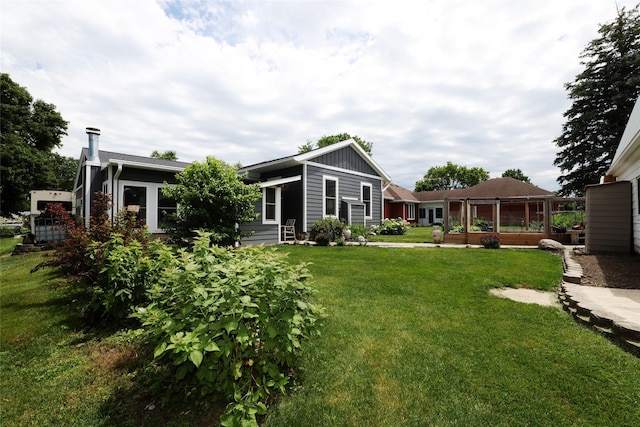 344 S 1st St, Ogden, IA 50212 - view of green lawn featuring a gazebo