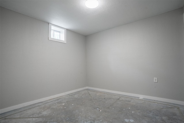 525 SE 9th St, Des Moines, IA 50309 - photo 17