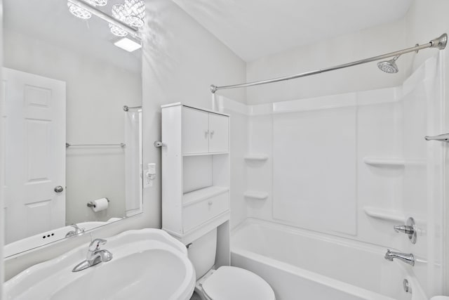 402 S 11th St, Adel, IA 50003 - bathroom featuring shower / bath combination