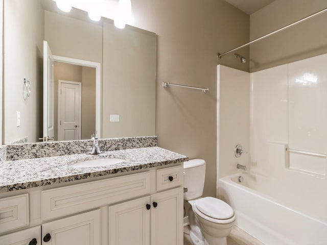 316 SW 6th St Unit 106, Des Moines, IA 50309 - bathroom with vanity and  shower combination