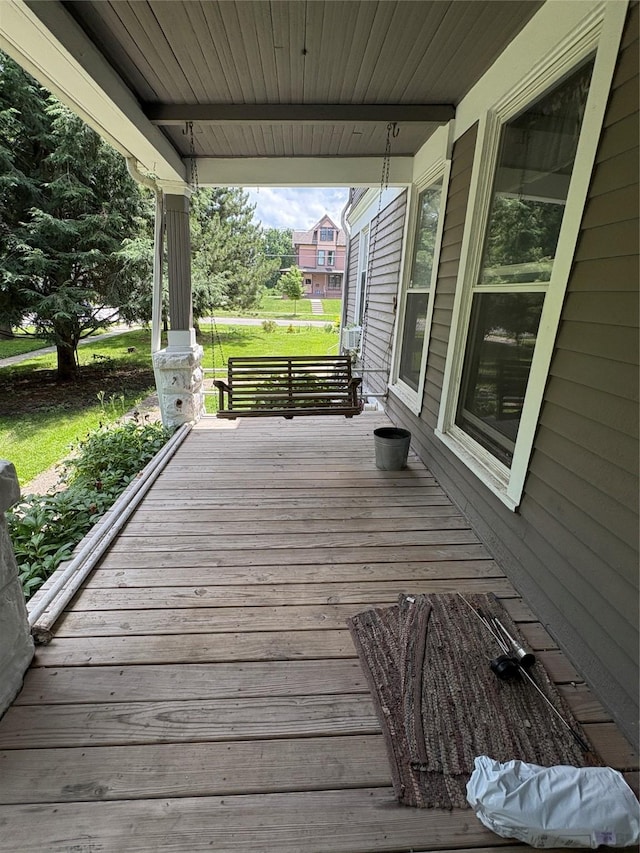 3101 Cottage Grove Ave, Des Moines, IA 50311 - view of porch