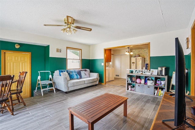 1529 Swanson Ave, Ottumwa, IA 52501 - photo 9