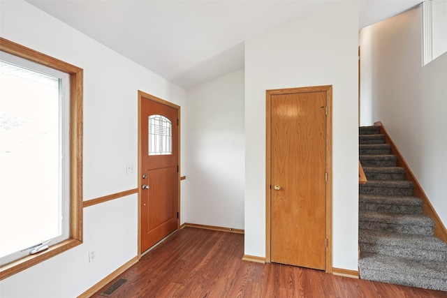 2907 E 43rd St, Des Moines, IA 50317 - entryway with wood finished floors and stairs