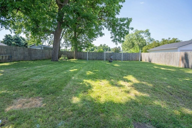 1421 N 4th Ave E, Newton, IA 50208 - view of fenced backyard