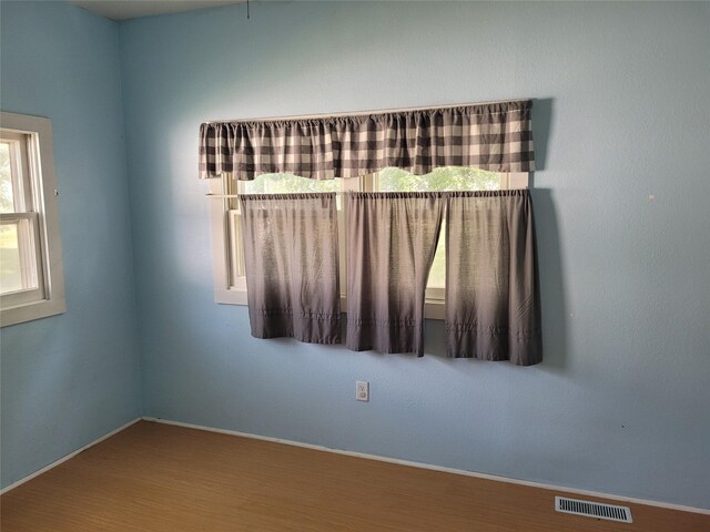 308 NW Hayes St, Greenfield, IA 50849 - photo 13