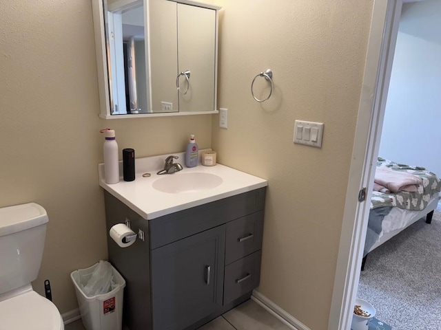 2625 Easton Blvd, Des Moines, IA 50317 - half bath with vanity and ensuite bathroom