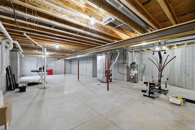 410 Sheridan St, Menlo, IA 50164 - unfinished basement with gas water heater and heating unit