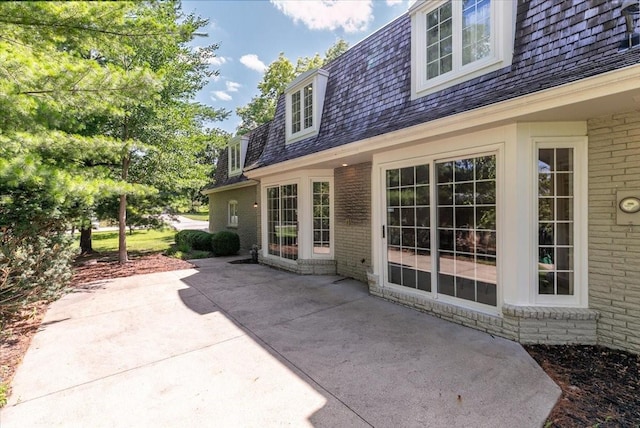 7819 Luin Ln, Windsor Heights, IA 50324 - view of patio / terrace