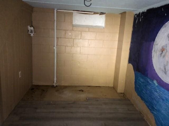 920 Amos Ave, Des Moines, IA 50315 - view of unfinished basement