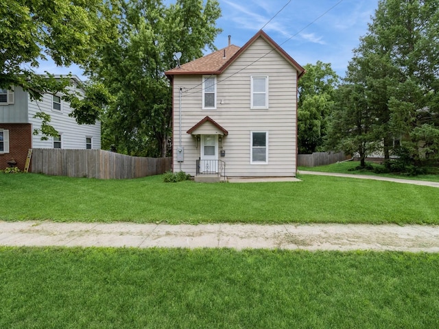 700 W Boston Ave, Indianola, IA 50125 - traditional-style home featuring roof with shingles