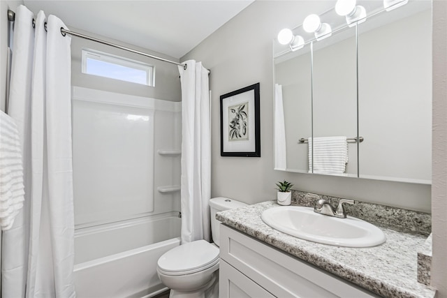 8066 Pilmer Dr, Des Moines, IA 50320 - bathroom with shower / bath combination with curtain and vanity