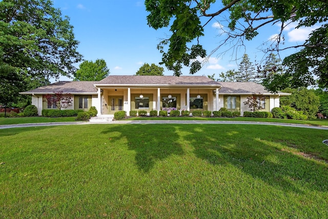 4130 Beaver Ave, Des Moines, IA 50310 - ranch-style house featuring a front yard
