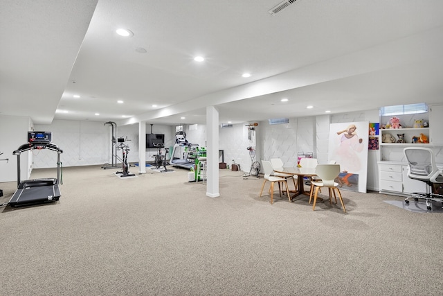 4130 Beaver Ave, Des Moines, IA 50310 - workout room with recessed lighting and carpet