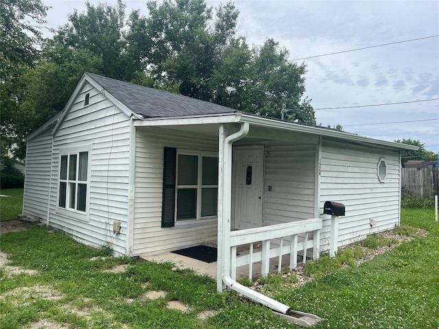 1324 E 27th St, Des Moines, IA 50317 - photo 1