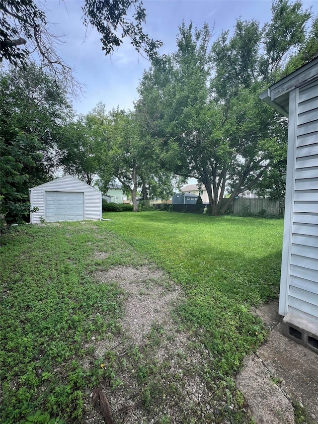 1324 E 27th St, Des Moines, IA 50317 - photo 14