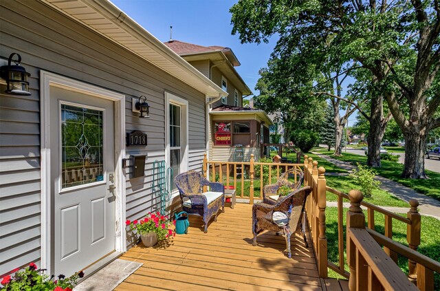 1718 Otley Ave, Perry, IA 50220 - view of wooden terrace
