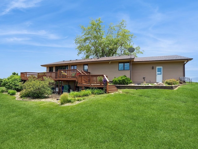 1246 N 75th Ave W, Newton, IA 50208 - back of property featuring a deck and a lawn