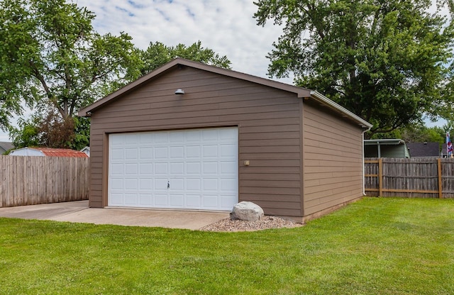 401 NW 50th Pl, Des Moines, IA 50313 - view of detached garage