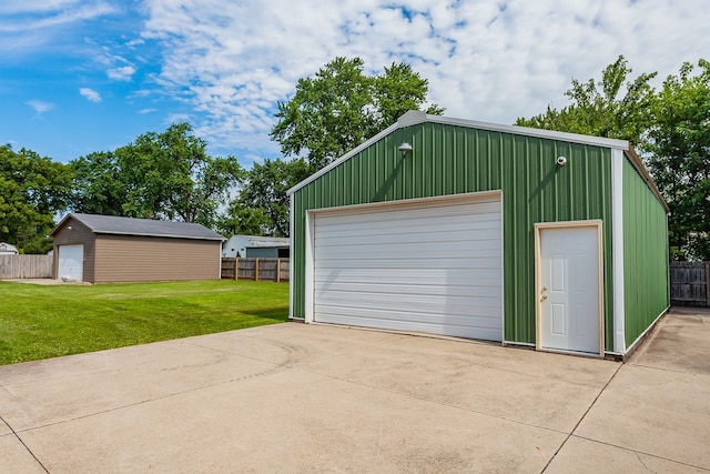401 NW 50th Pl, Des Moines, IA 50313 - view of detached garage