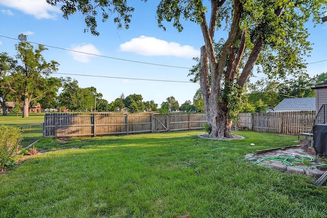 228 Hillside Ave, West Des Moines, IA 50265 - view of fenced backyard