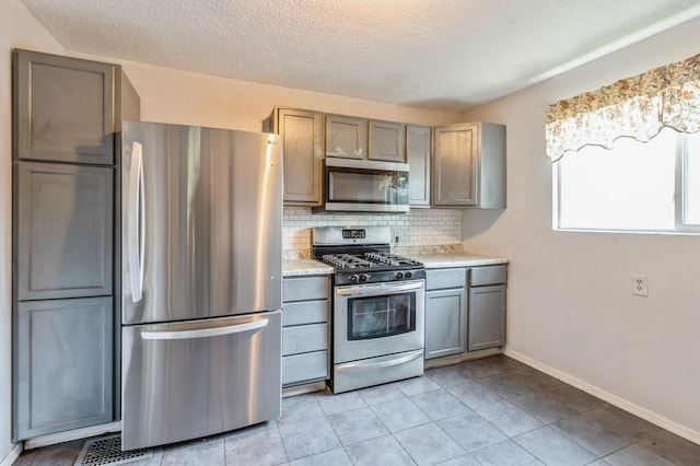 913 Fremont St, Des Moines, IA 50316 - photo 11